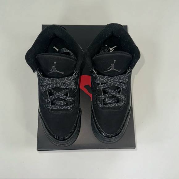 JORDAN 3 RETRO GS 'BLACK CAT' LIKE NEW SZ 4y BIG KIDS - Picture 3 of 6